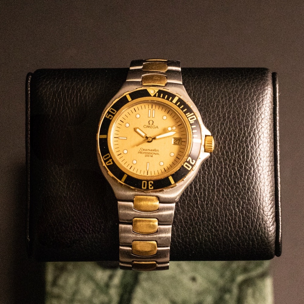 SOLD! Omega Seamaster Professional 200m Quartz